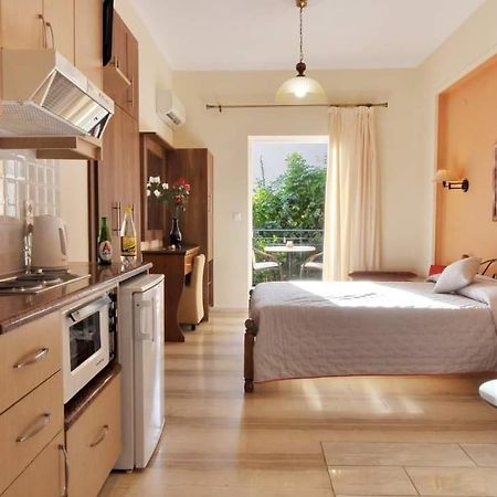 Marilena Studios And Apartments Палеокастрица Экстерьер фото